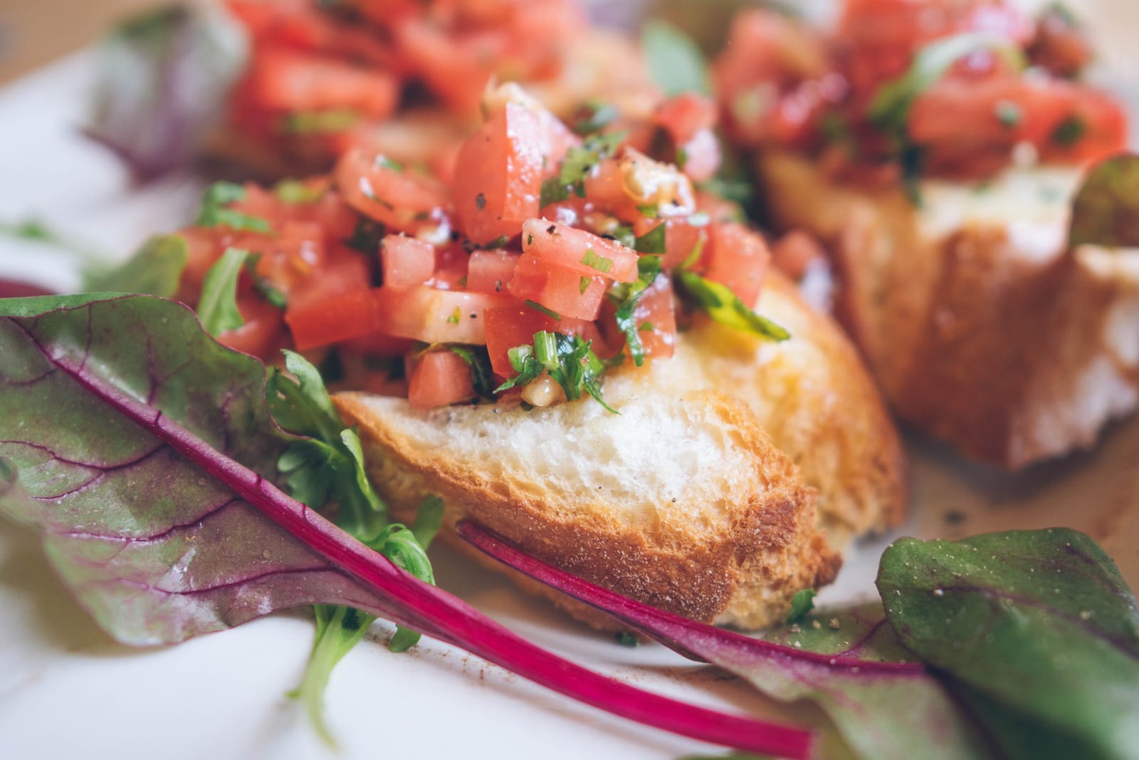 Bruschetta Cổ Điển